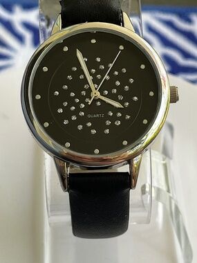 Ladies quartz watch with crystals- New Battery